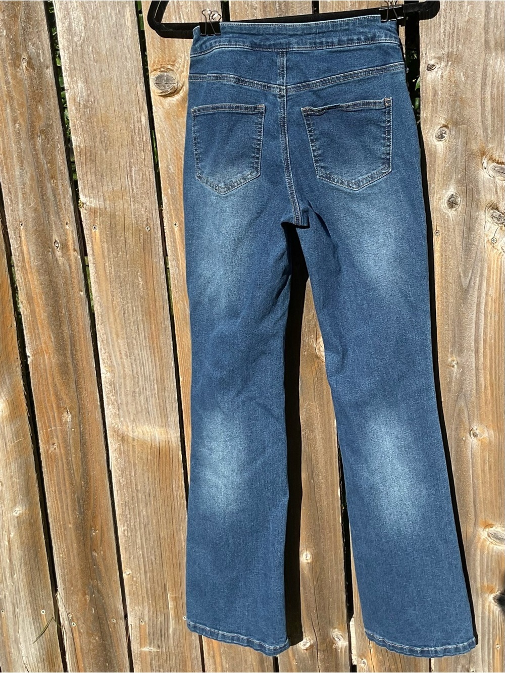 Madden NYC Size 00 Dark Wash High Rise Wide Belt Flare Jeans Women - Picture 5 of 5